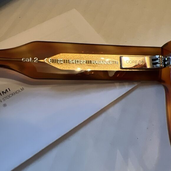 Chimi 08.2 / Veronica Beard Havana Sunglasses NWT/ Great gift